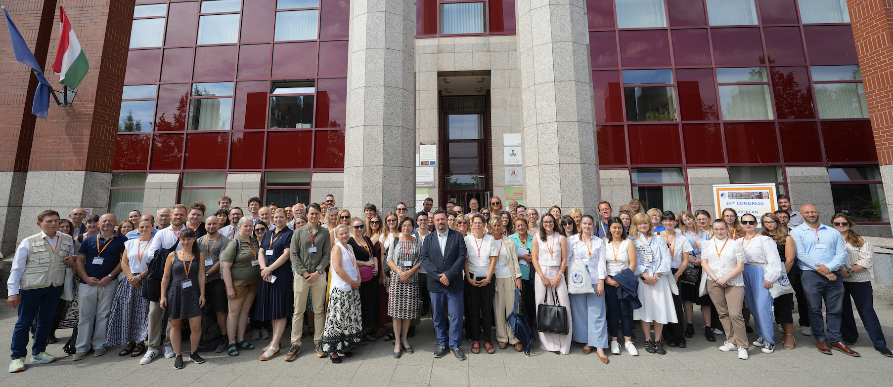 Group photo of the attendees of the conference